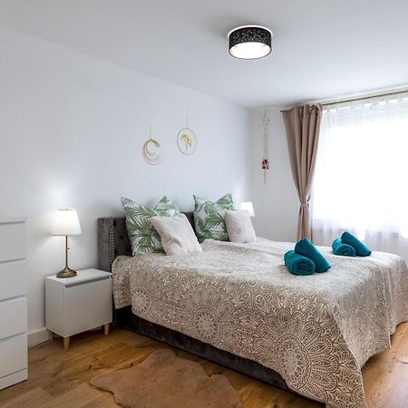 Schoenes, Modernes Apartment Mit Zwei Schlafzimmern - Zentral Mit Balkon Fuer 6 Personen Монтабаур Экстерьер фото