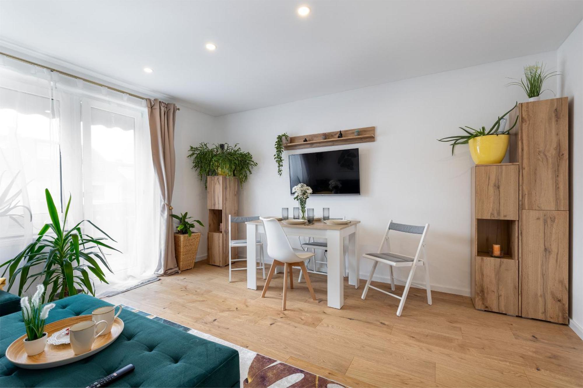 Schoenes, Modernes Apartment Mit Zwei Schlafzimmern - Zentral Mit Balkon Fuer 6 Personen Монтабаур Экстерьер фото